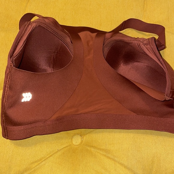 Sports bra - Picture 3 of 3